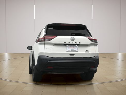Certified 2023 Nissan Rogue SV w/ SV Premium B Package FWD image 27