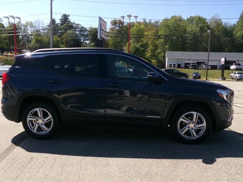 Used 2018 GMC Terrain SLE w/ Driver Convenience Package AWD/4WD image 6