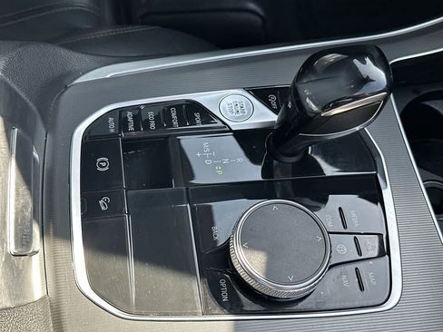 Used 2019 BMW X5 xDrive40i w/ Premium Package 2 AWD/4WD image 26