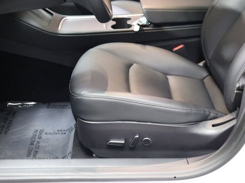 Used 2022 Tesla Model 3 Standard Range image 35