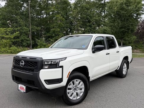 Used 2026 Nissan Frontier S AWD/4WD image 1