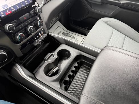 Used 2022 RAM 1500 Big Horn image 7