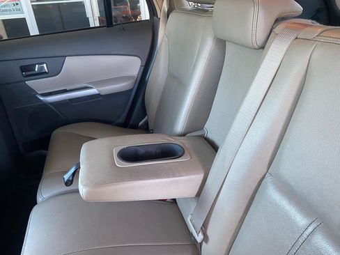 Used 2013 Ford Edge SEL FWD image 25