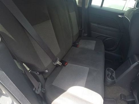 Used 2015 Jeep Patriot Latitude AWD/4WD image 32