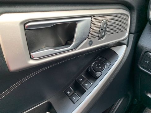 Used 2022 Ford Explorer Limited RWD image 23