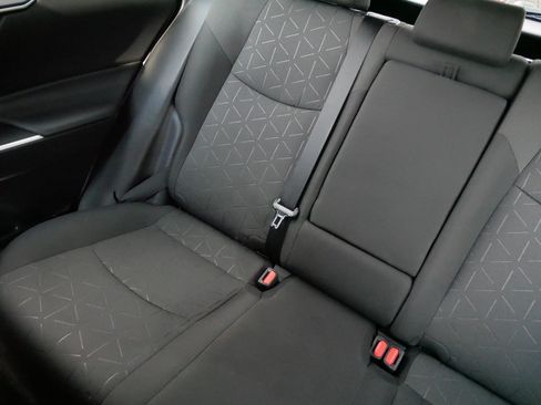 Used 2022 Toyota RAV4 XLE w/ Convenience Package AWD/4WD image 12