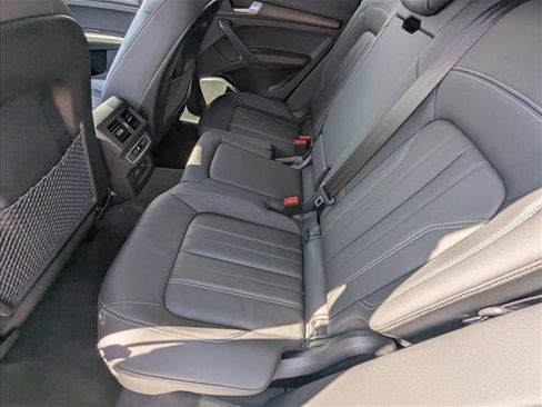 Used 2021 Audi Q5 Premium Plus w/ Premium Plus Package image 19