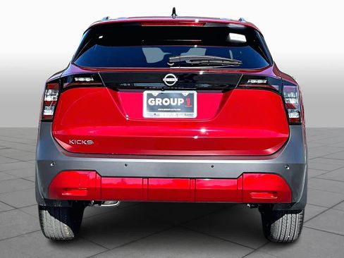 New 2026 Nissan Kicks SV image 4