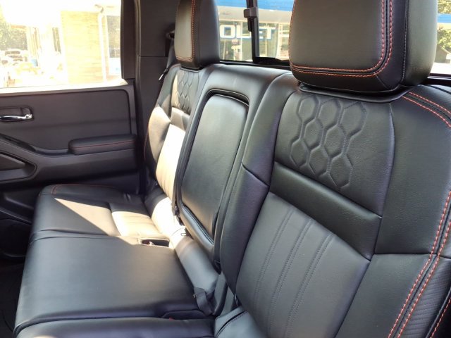Used 2024 Nissan Frontier PRO-4X w/ Pro Premium Package AWD/4WD image 9