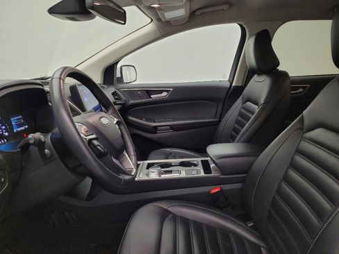 Used 2024 Ford Edge SEL image 17