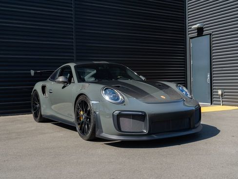 Certified 2018 Porsche 911 GT2 RS RWD image 7