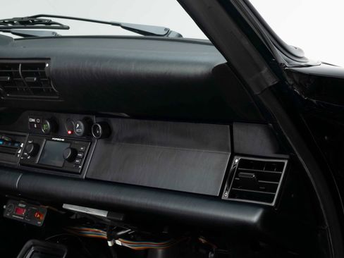 Used 1987 Porsche 911 Carrera image 25