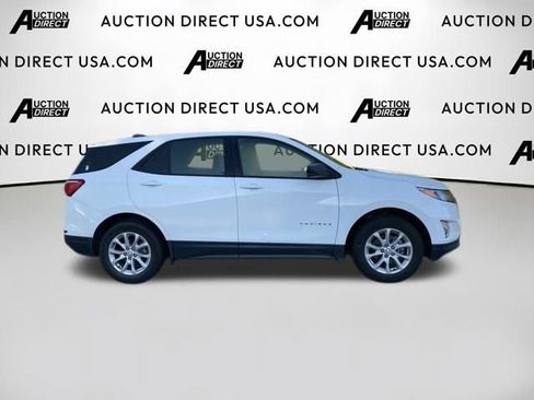 Used 2019 Chevrolet Equinox LS FWD image 14