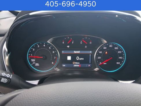 Used 2023 Chevrolet Traverse RS image 18