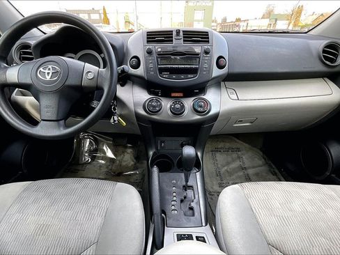 Used 2011 Toyota RAV4 4WD V6 w/ 3rd Row image 16