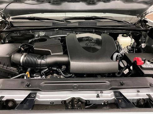 Used 2023 Toyota Tacoma TRD Off-Road image 26