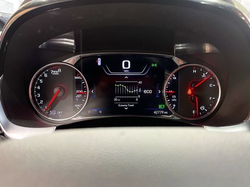 Used 2023 Chevrolet Traverse Premier w/ Redline Edition AWD/4WD image 12