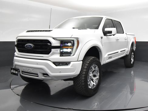 Used 2022 Ford F150 Lariat w/ Equipment Group 502A High AWD/4WD image 2