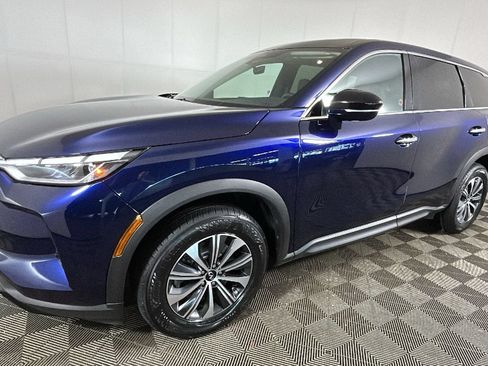 Used 2023 INFINITI QX60 Pure AWD/4WD image 6