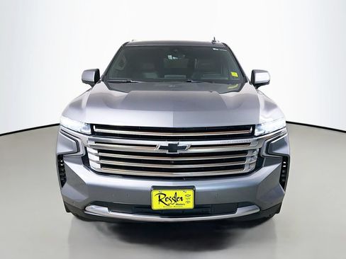 Used 2021 Chevrolet Suburban High Country w/ Premium Package AWD/4WD image 2