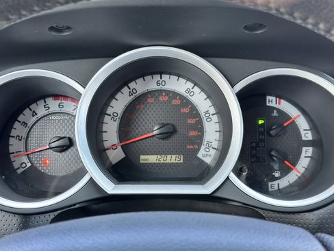 Used 2015 Toyota Tacoma 4x4 Double Cab w/ TRD Off-Road Package image 37