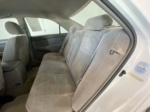 Used 2002 Toyota Camry LE image 20