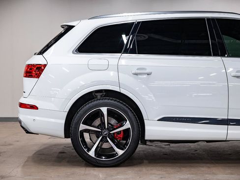 Used 2019 Audi Q7 3.0T Prestige w/ Prestige Package AWD/4WD image 34
