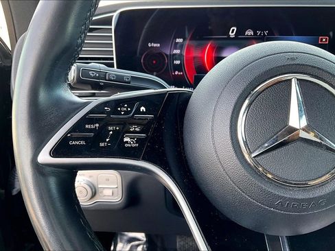 Used 2024 Mercedes-Benz GLE 350 GLE 350 w/ 3rd Row Seat Package image 25