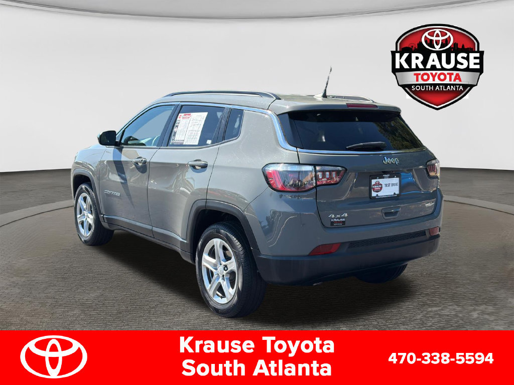 Used 2024 Jeep Compass Latitude AWD/4WD image 6