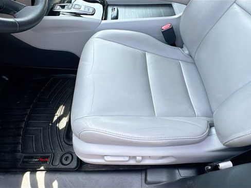 Used 2016 Honda Pilot Touring image 25