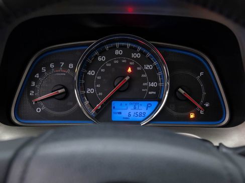 Used 2013 Toyota RAV4 Limited image 19