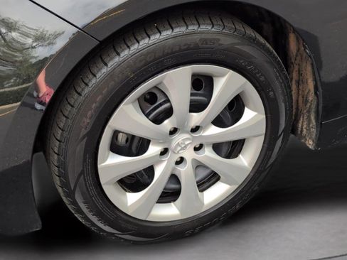 Used 2024 Toyota Corolla LE image 13