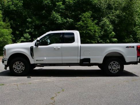 Used 2023 Ford F350 Lariat w/ Tow Technology Package AWD/4WD image 33
