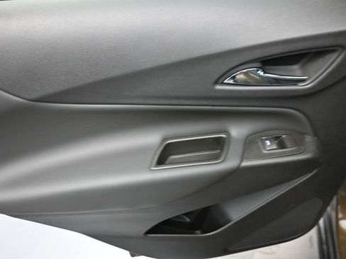 Used 2024 Chevrolet Equinox LT FWD image 19