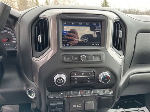 Used 2023 GMC Sierra 1500 Pro w/ Pro Value Package image 11