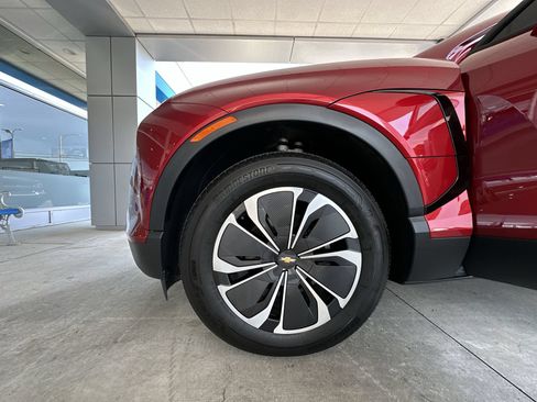 Certified 2024 Chevrolet Blazer EV LT AWD/4WD image 29