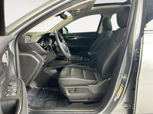 Used 2023 Buick Envision Avenir image 15