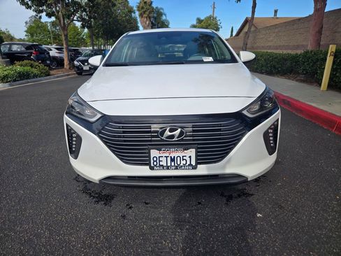 Used 2018 Hyundai Ioniq Limited w/ Ultimate Package 02 FWD image 3