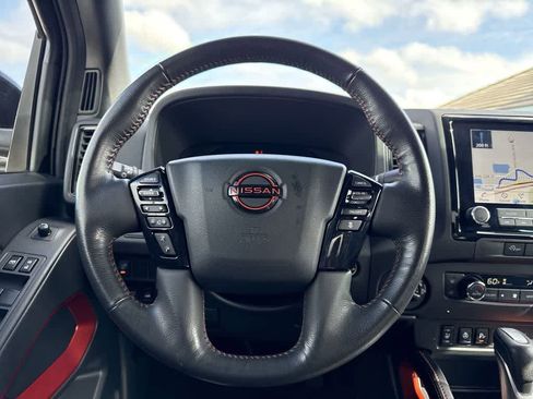 Used 2023 Nissan Frontier PRO-4X w/ Pro-4X Premium Package AWD/4WD image 15