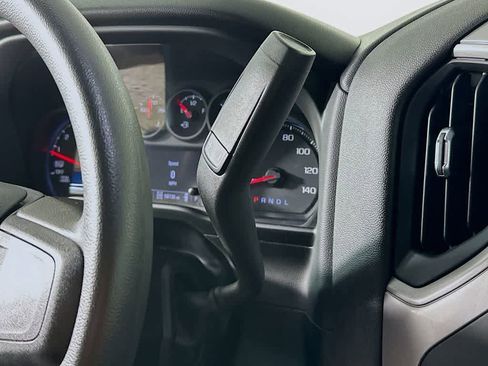 Used 2022 Chevrolet Silverado 1500 Custom image 18