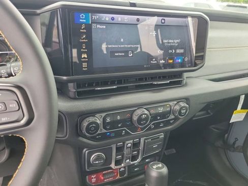 New 2024 Jeep Wrangler Unlimited image 24