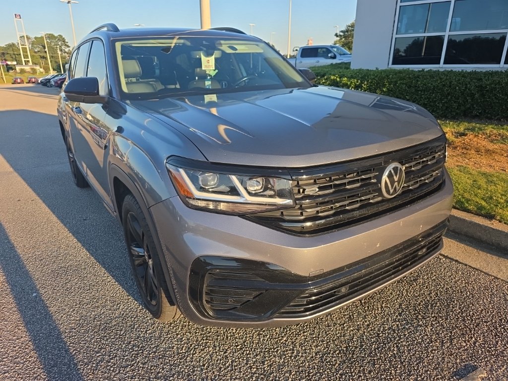 Used 2022 Volkswagen Atlas SEL R-Line AWD/4WD image 7
