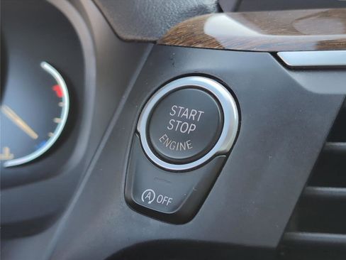 Used 2019 BMW X3 sDrive30i w/ Convenience Package image 17