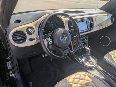 Used 2019 Volkswagen Beetle S image 9