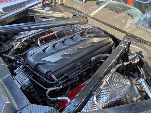 Used 2020 Chevrolet Corvette Stingray Coupe w/ 1LT image 29