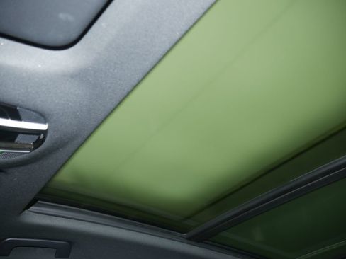 Certified 2023 Porsche Cayenne AWD/4WD image 42