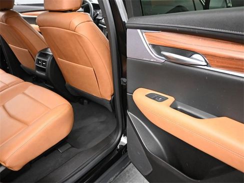 Used 2025 Cadillac XT5 Premium Luxury image 20