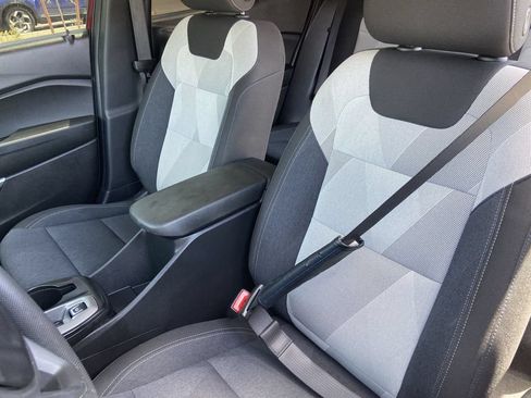 Used 2024 Chevrolet Trax LS w/ LS Convenience Package FWD image 13