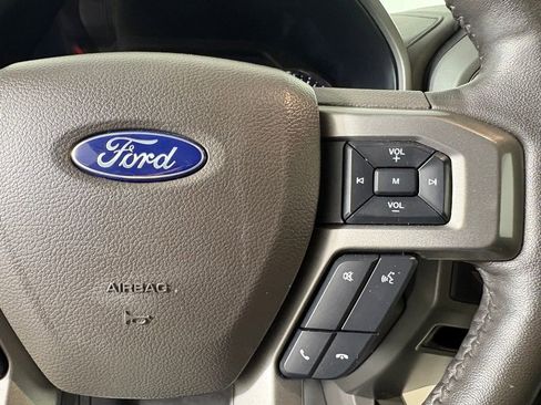 Used 2021 Ford Expedition XLT image 23