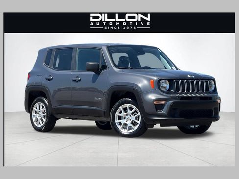 Used 2023 Jeep Renegade Latitude AWD/4WD image 1